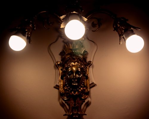 Metal Gear Steampunk Wall Lamp: A Stylish Industrial Addition